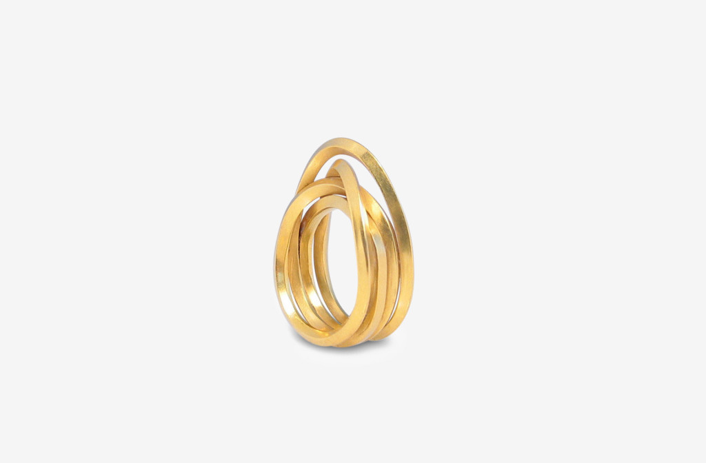 Ring <em>Endless</em>. 900 Gold