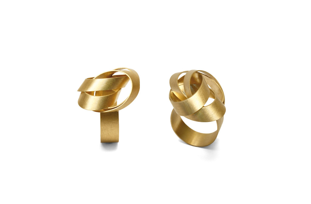 Ring <em>Orbit</em>. Gold 750. MJC Winner 2012.
