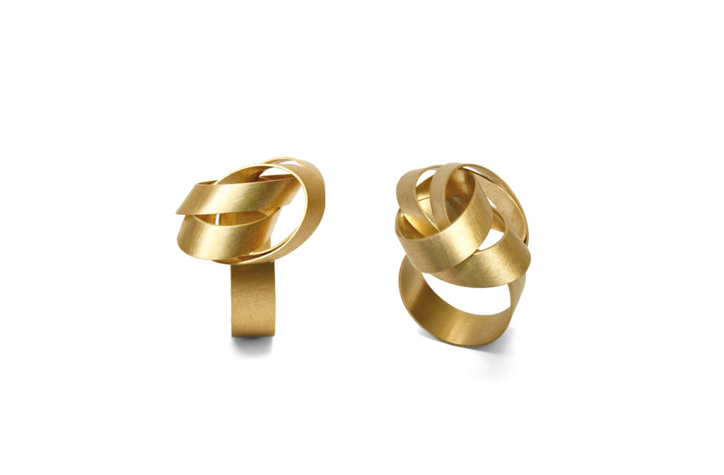 Ring <em>Orbit</em>. Gold 750. MJC Winner 2012.