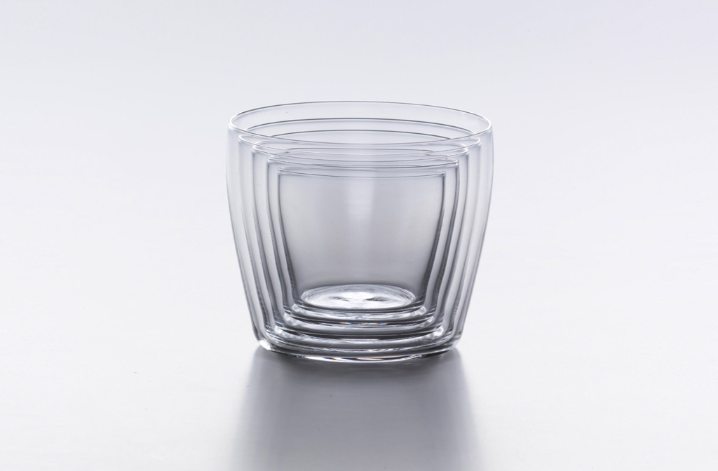 <em>Series of 5 tumblers</em>. Glas. Größe 8–36 cl. 25–30 Euro pro Stück. Preis auf Anfrage. Photo Hans Hansen