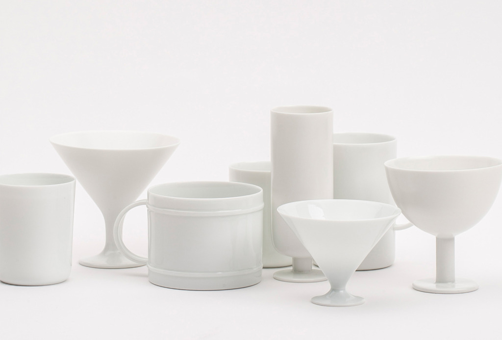 Becher-Serie, 2013. Weißes Porzellan, durchsichtige und matte Glasur