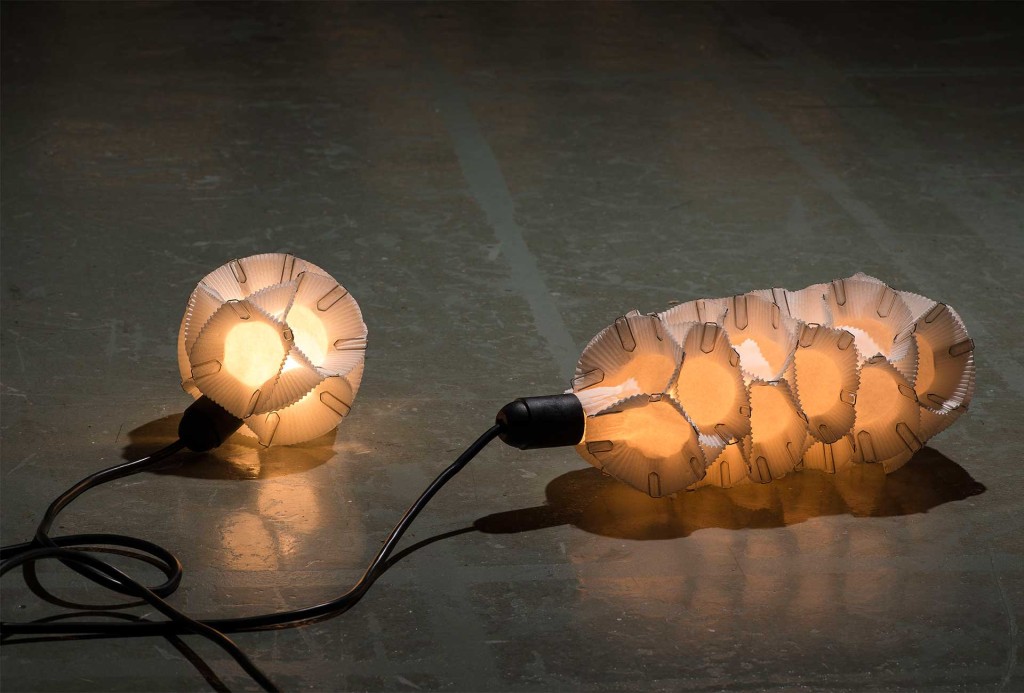 Van Bo Le-Mentzel, <em>100 Sec Lamp</em>, 2010 (Nachbau 2014). Foto  Umberto Romito.