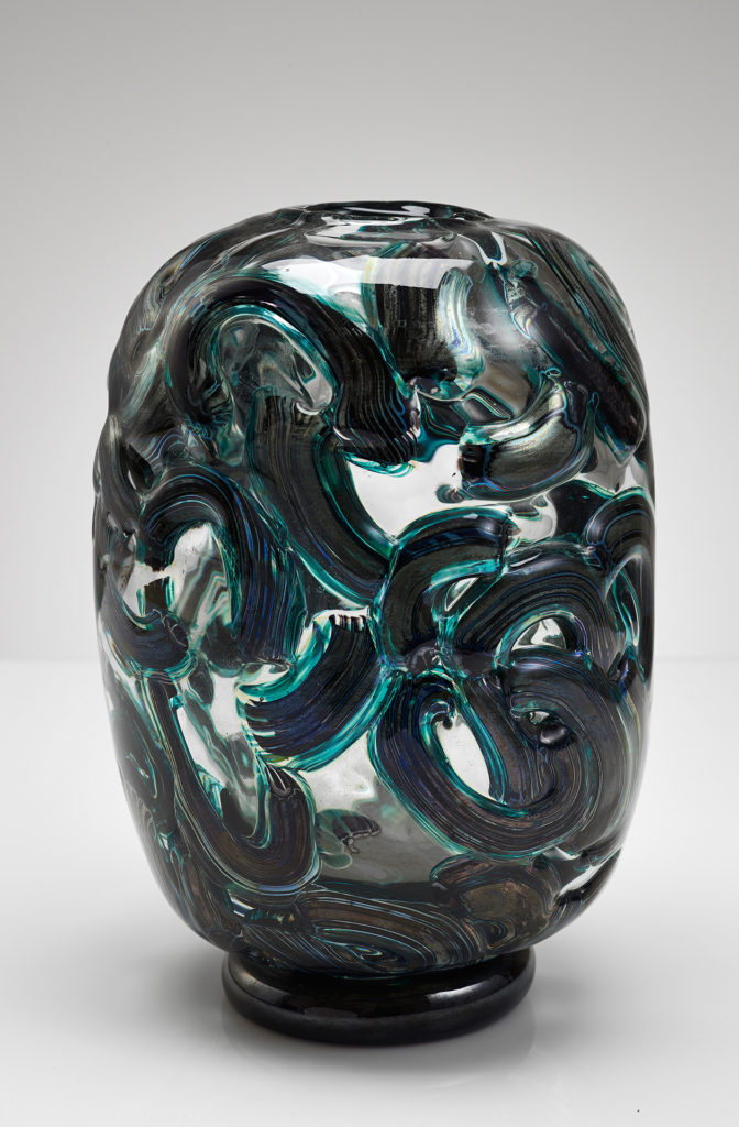 Vase, 2000. Glas 23 x 14 cm