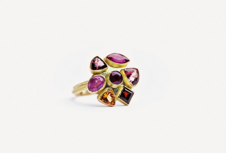 Trude Wendelstein, Ring Frühlingsgruß. Gelbgold 750, Edelsteine