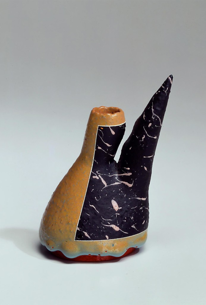Ron Nagle, ohne Titel, 1984. Keramik, 10 x 7,5 x 5,5 cm