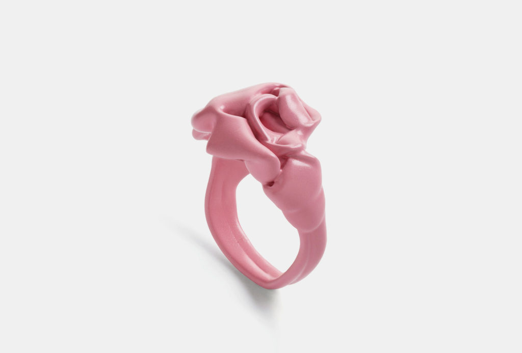 Ring <em>Bubble Gum 3</em>. Silber pink lackiert.