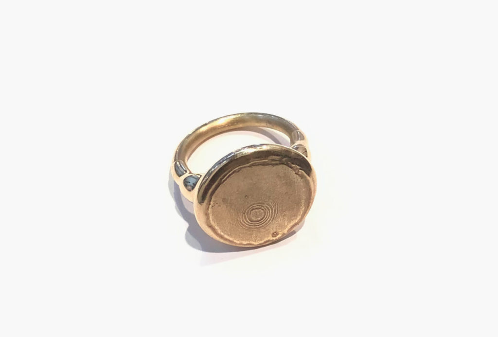Ring <em>FLUX POACEAE</em>, Pollenring Gräser. Bronze.
