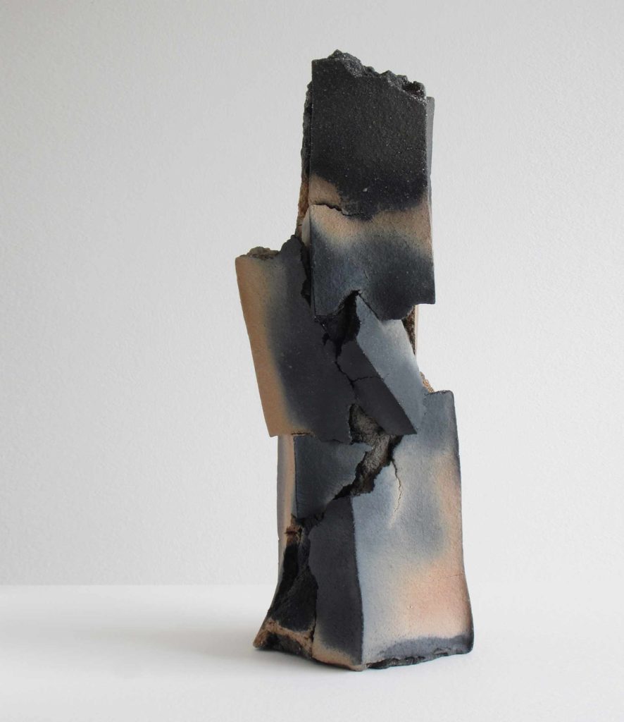 Skulpturale Vase, 2017. H 42 cm.